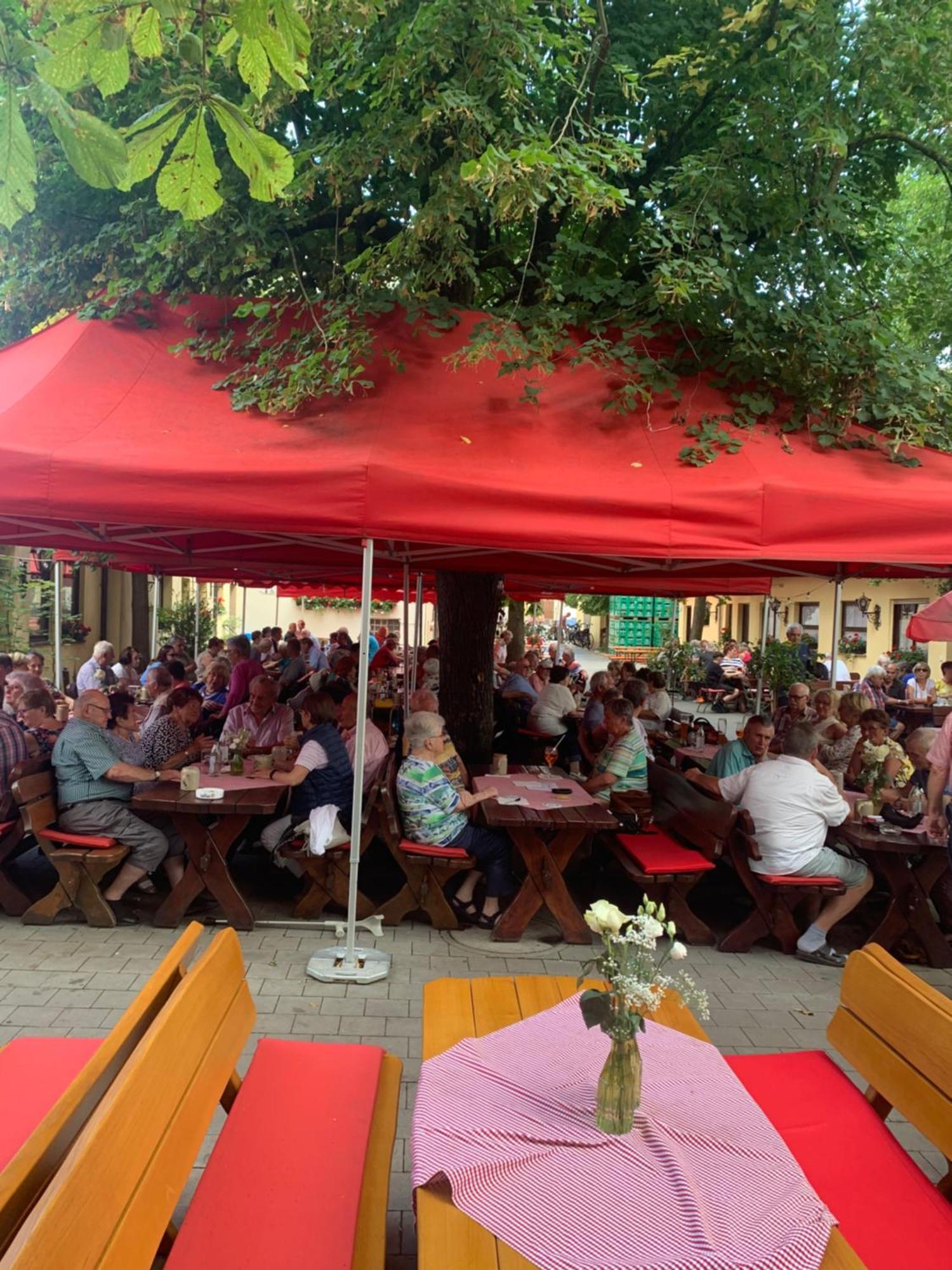 Brauerei Gasthof Kraus เฮิร์สไชด์ ภายนอก รูปภาพ